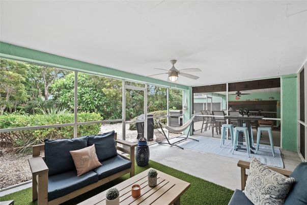 Dining room, Interior, Living room, Sun Room