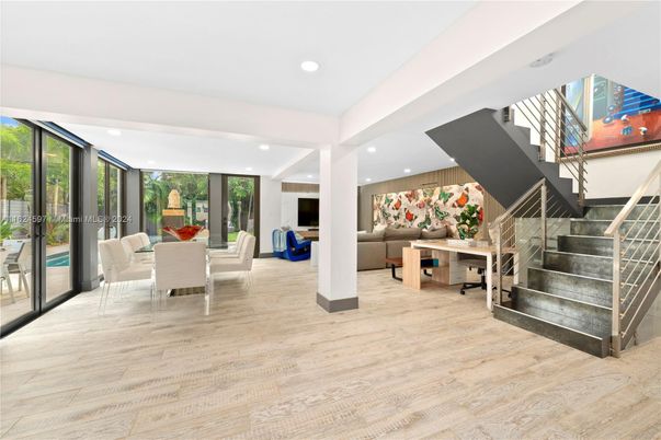Dining room, Interior, Living room, Recessed Lighting, Wood Texture Flooring