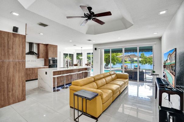 Interior, Kitchen, Living room, Recessed Lighting