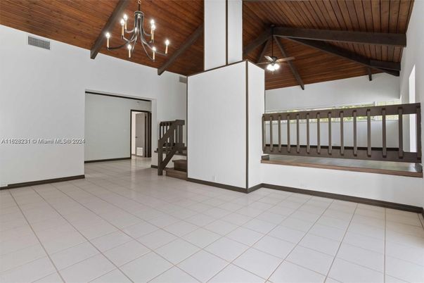 Chandelier, Empty room, Interior, Wooden Beams, Wooden Ceilings