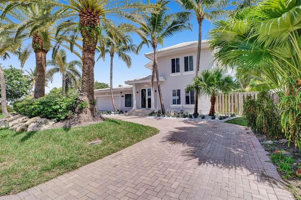 Attached, Backyard, Exterior, Facade, Mediterranean