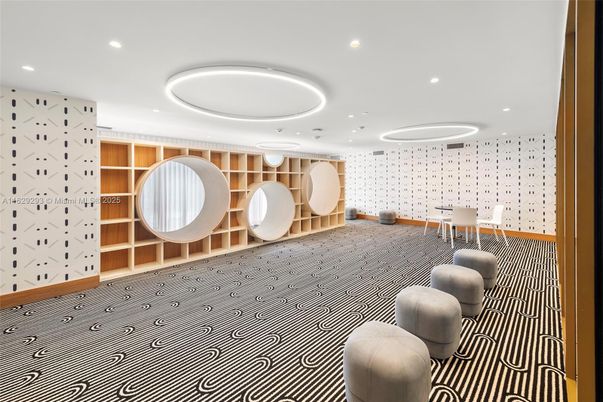 Interior, Recessed Lighting