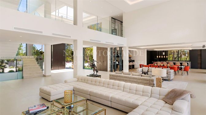 Dining room, Interior, Living room, Recessed Lighting