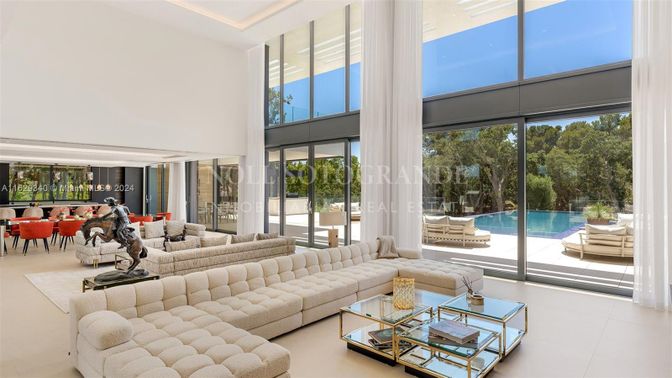 Dining room, Interior, Living room, Sun Room