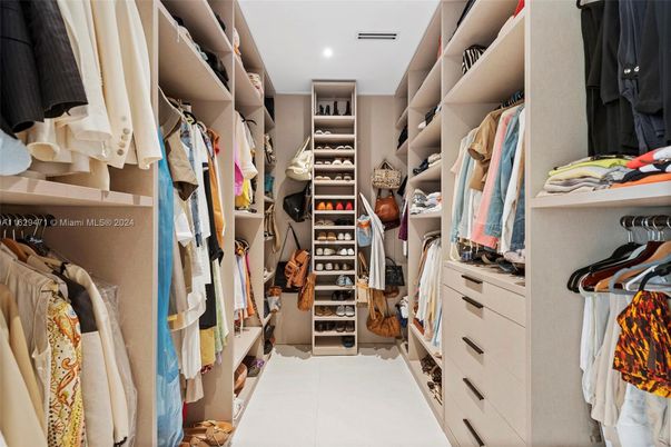 Interior, Recessed Lighting, Walk-in Closets