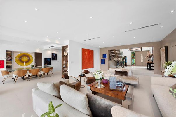 Dining room, Interior, Living room, Recessed Lighting