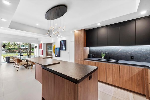 Dining room, Interior, Kitchen, Pendant Lights, Recessed Lighting