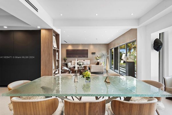 Dining room, Interior, Living room, Recessed Lighting