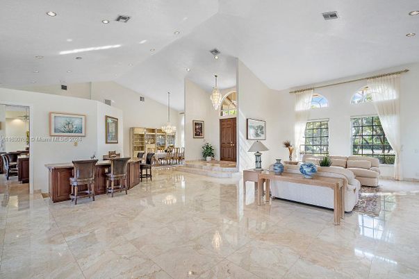 Chandelier, Dining room, Interior, Living room, Recessed Lighting