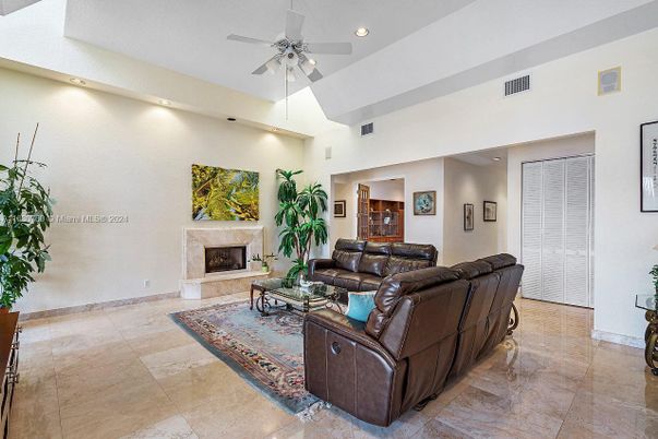 Fireplace, Interior, Living room, Recessed Lighting