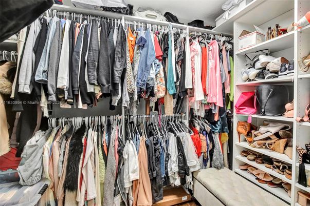 Interior, Walk-in Closets