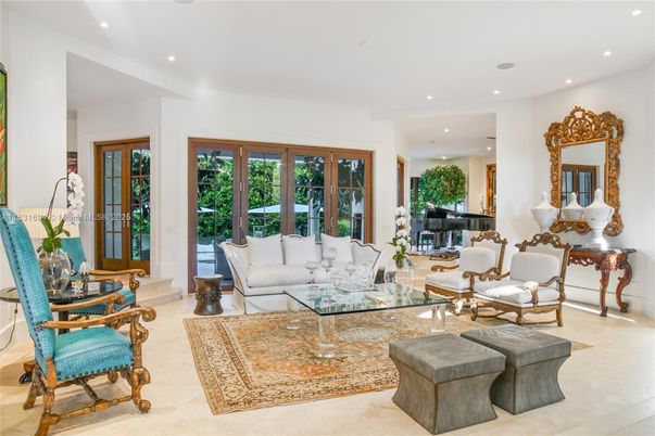 Interior, Living room, Piano, Recessed Lighting