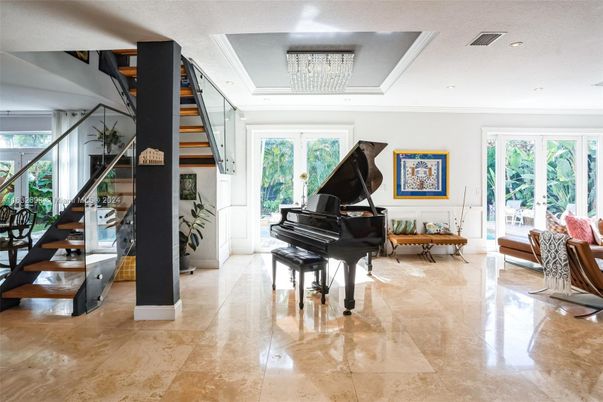 Interior, Piano, Recessed Lighting