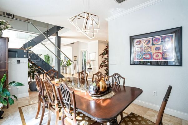 Dining room, Interior, Pendant Lights