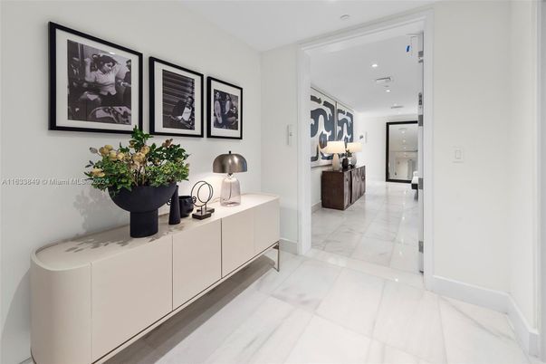 Interior, Marble, Recessed Lighting