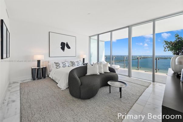 Interior, Living room, Water