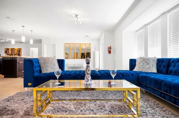 Interior, Living room, Pendant Lights, Wood Texture Flooring