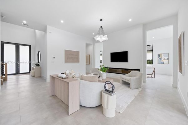 Chandelier, Interior, Living room, Recessed Lighting