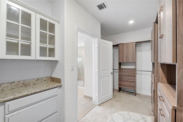 Interior, Recessed Lighting, Walk-in Closets