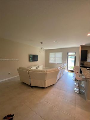 Interior, Living room, Pendant Lights, Recessed Lighting