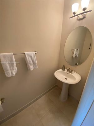 Bathroom, Interior