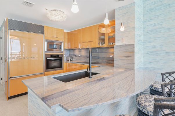 Chandelier, Interior, Kitchen, Pendant Lights, Stainless Steel Appliances