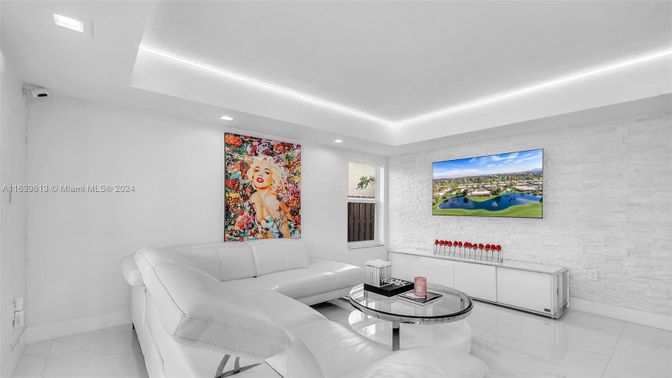 Interior, Living room, Marble, Recessed Lighting, Stone Walls