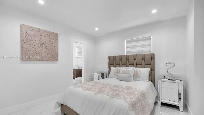Bedroom, Interior, Marble, Recessed Lighting