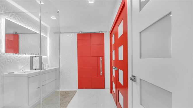Bathroom, Dual Sink Vanities, Interior, Marble, Recessed Lighting