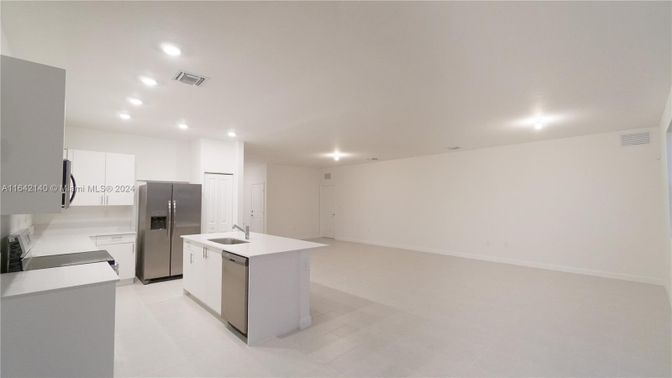 Interior, Kitchen, Recessed Lighting