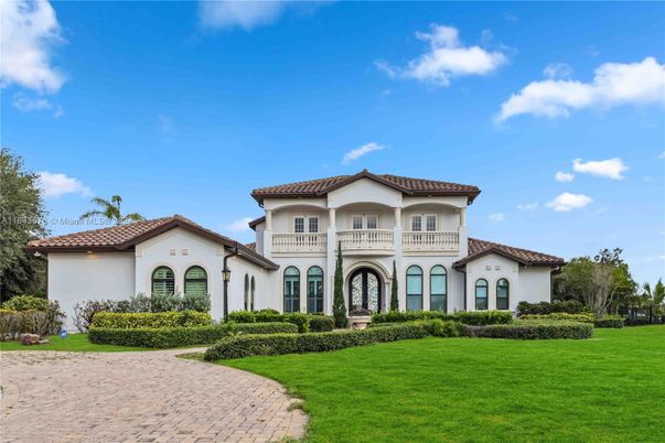 Backyard, Exterior, Facade, Mediterranean