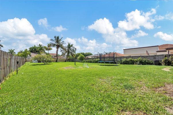Backyard, Exterior, Playground