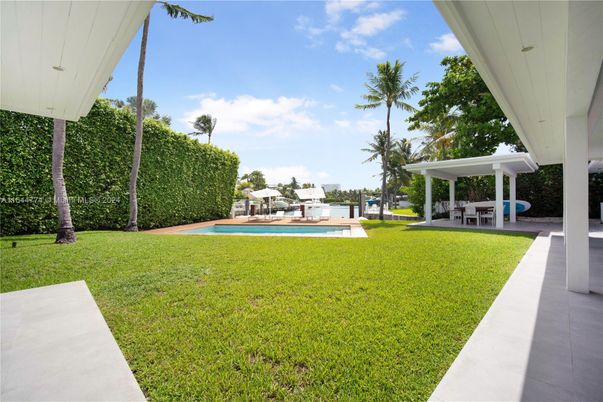 Backyard, Exterior, Pool