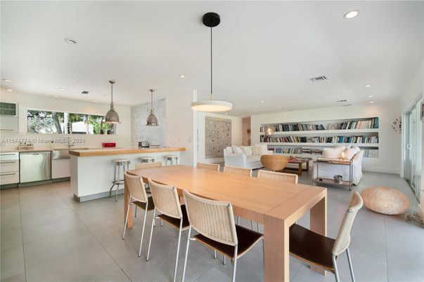 Dining room, Interior, Kitchen, Living room, Pendant Lights, Recessed Lighting