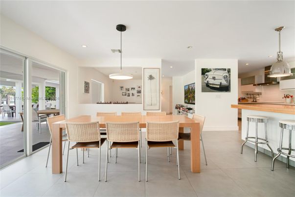 Dining room, Interior, Kitchen, Pendant Lights, Recessed Lighting