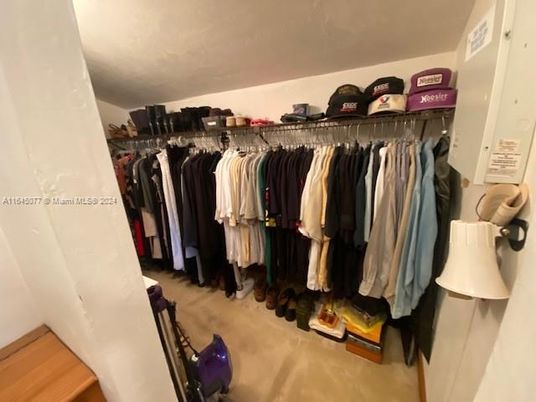 Interior, Walk-in Closets