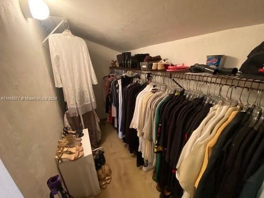 Interior, Walk-in Closets