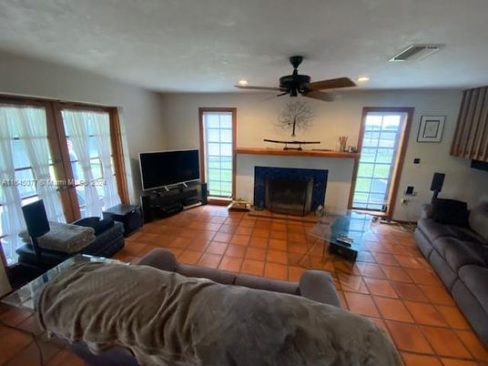 Fireplace, Interior, Living room, Recessed Lighting