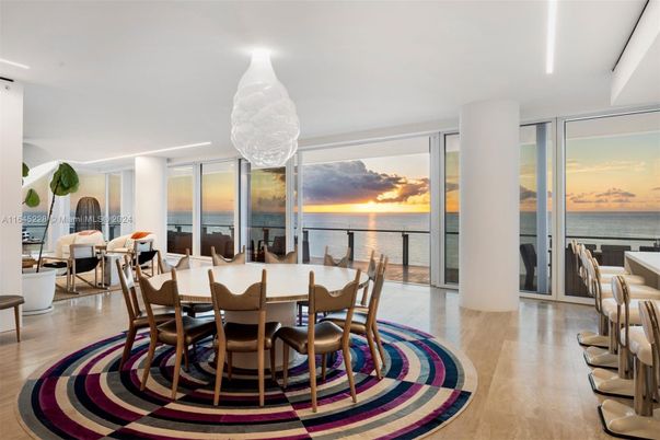 Dining room, Interior, Pendant Lights, Recessed Lighting, Water, Wood Texture Flooring