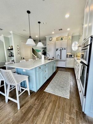 Interior, Kitchen, Pendant Lights, Recessed Lighting, Wood Texture Flooring