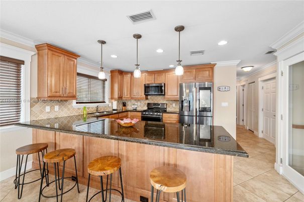 Interior, Kitchen, Pendant Lights, Recessed Lighting, Stainless Steel Appliances
