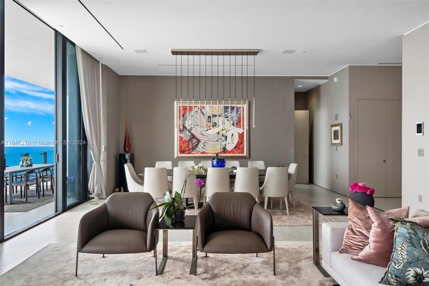 Dining room, Interior, Pendant Lights, Recessed Lighting, Water