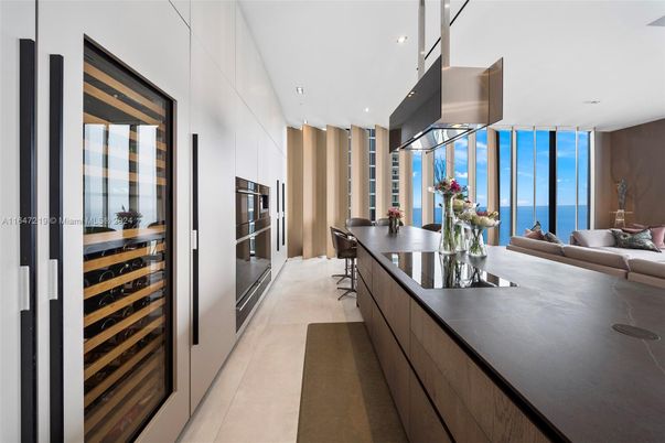 Dining room, Interior, Kitchen, Recessed Lighting, Stainless Steel Appliances, Water