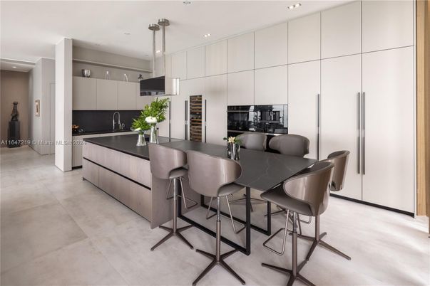 Dining room, Interior, Kitchen, Pendant Lights, Recessed Lighting