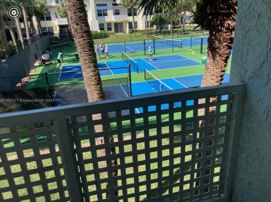 Exterior, Tennis Courts