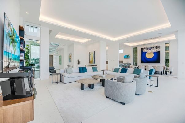Dining room, Interior, Living room, Recessed Lighting