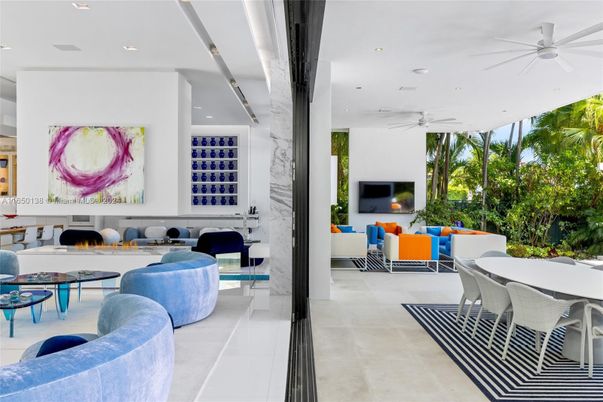 Dining room, Interior, Living room, Recessed Lighting