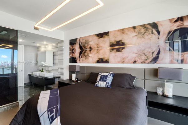 Bedroom, Interior, Recessed Lighting