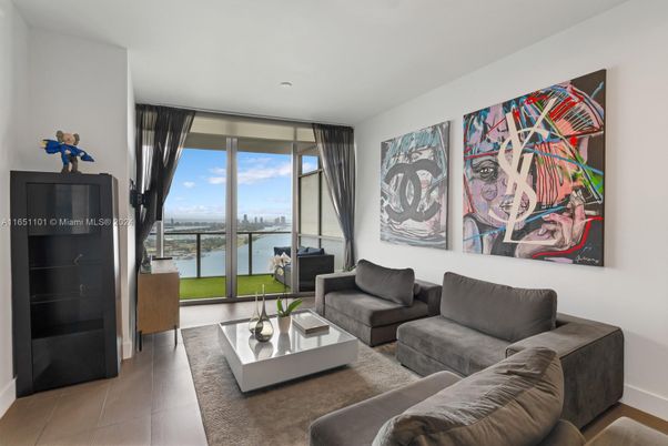 Interior, Living room, Water