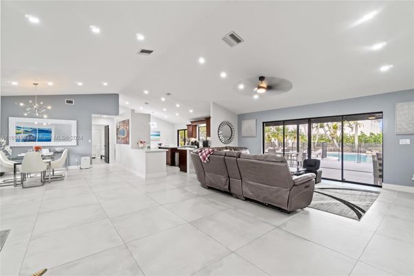 Dining room, Interior, Kitchen, Living room, Pendant Lights, Recessed Lighting